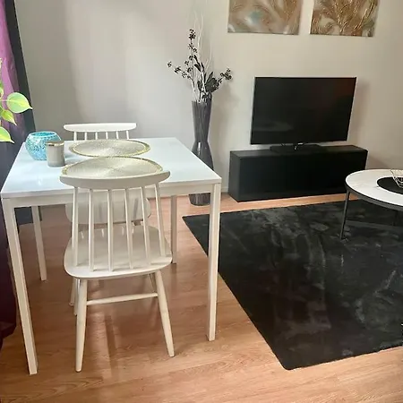 Huoneisto Kaupungissa